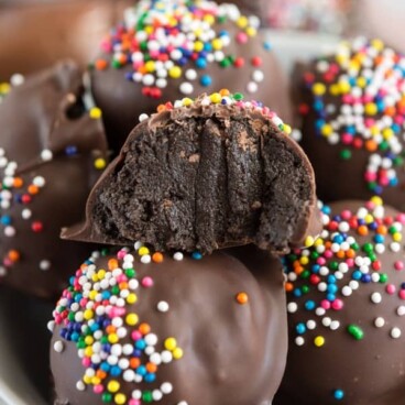 Bowl full of Easy Nutella Truffles
